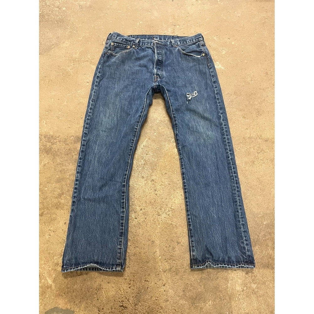 Levi's 501 Original Straight Fit Jeans Mens 38x32 Blue Denim Distressed Mid Rise